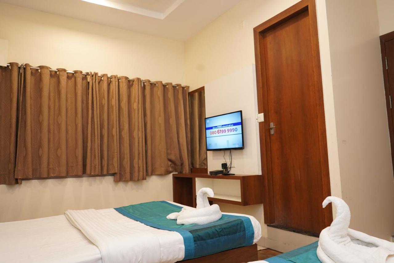 Hotel Satyug Ujjain Exterior photo